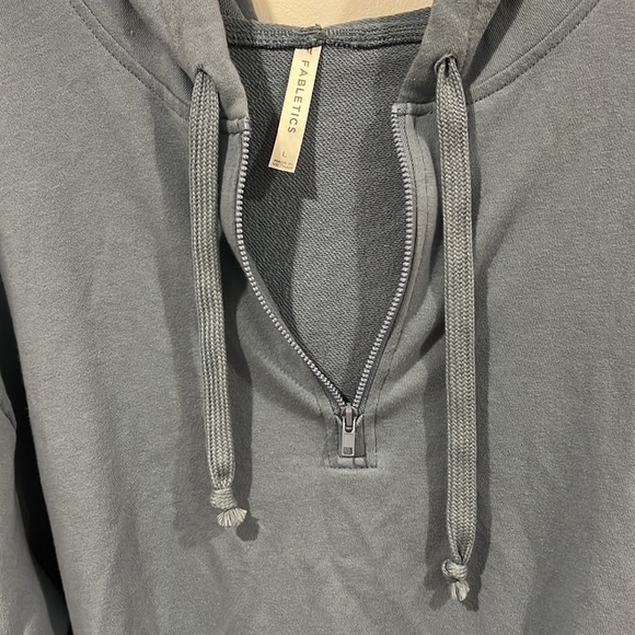 Fabletics baby blue quarter zip hoodie size large - Picture 4 of 5